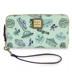 Dooney & Bourke Disney Vacation Club Wallet